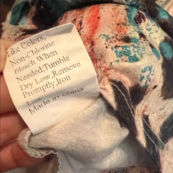 Women's Short Sleeve Graphic Tee - Multicolor - Picture 4 of 7